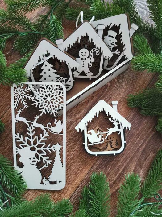 Набір новорічних іграшок