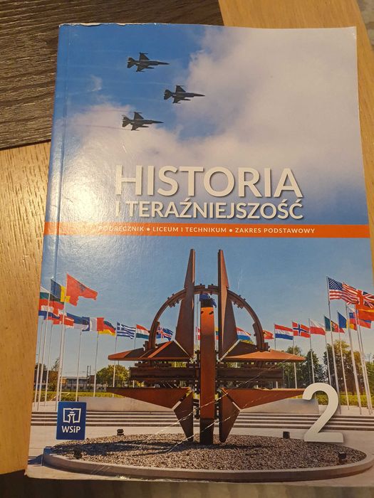 Historia i teraźniejszość  2