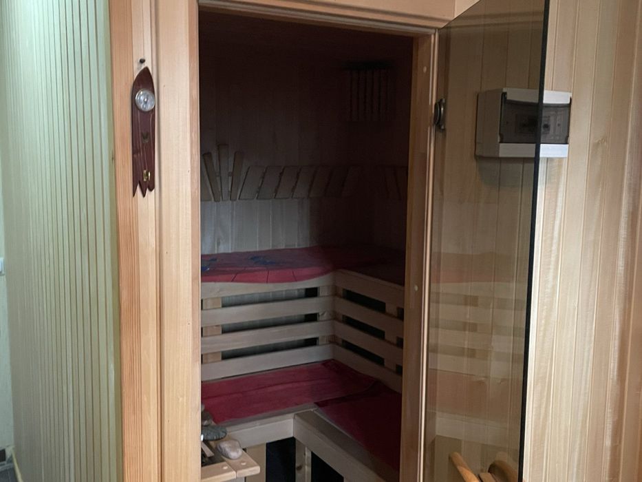 Оренда 2-поверхового будинку перша здача