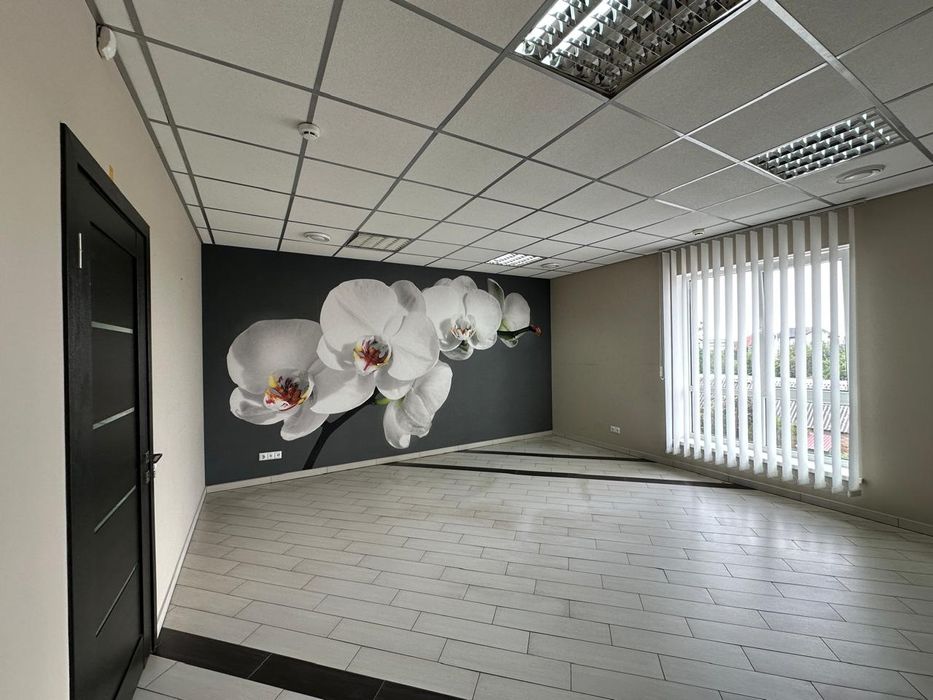 Комерційний комплекс у м. Нововолинськ!