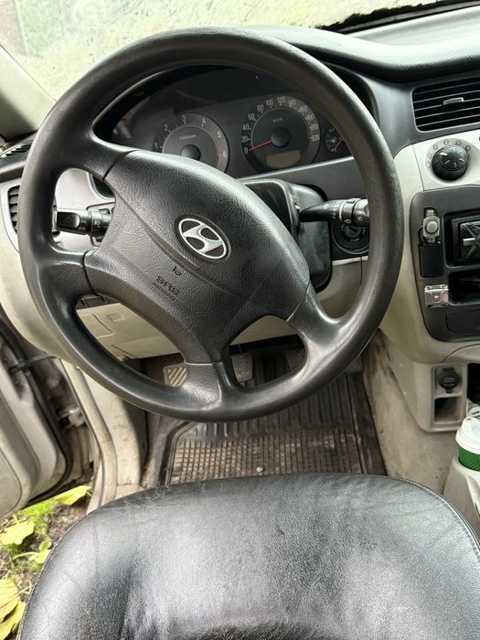 Продам Hyundai траджет