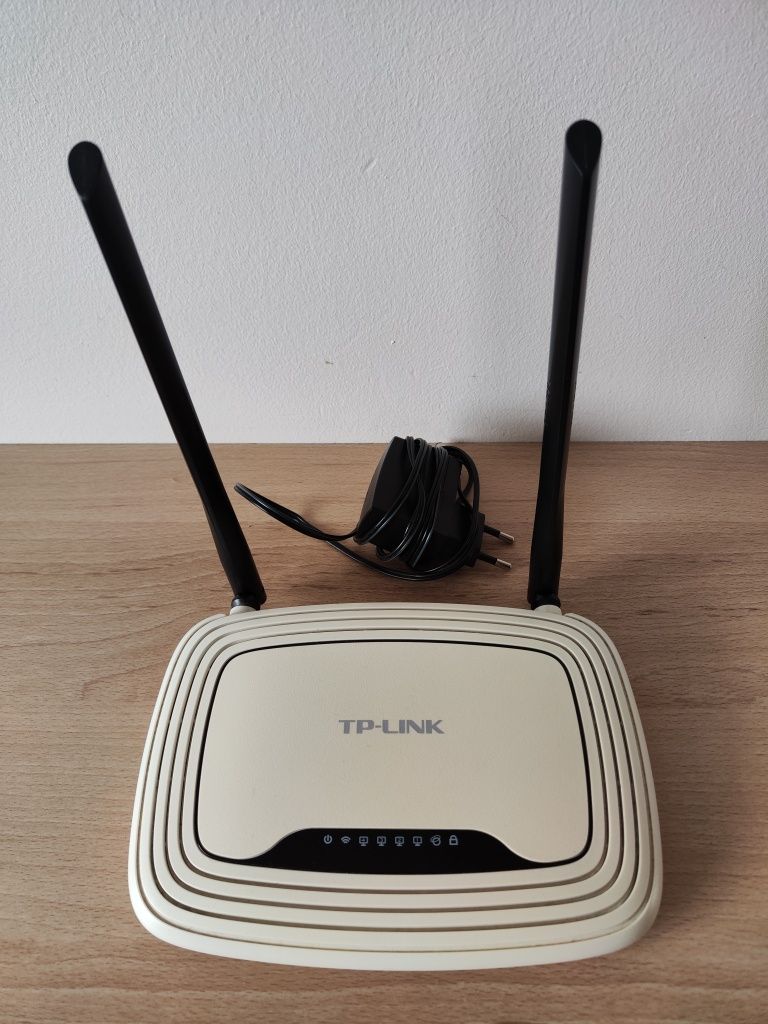 Router wifi TP-LINK TL-WR841N