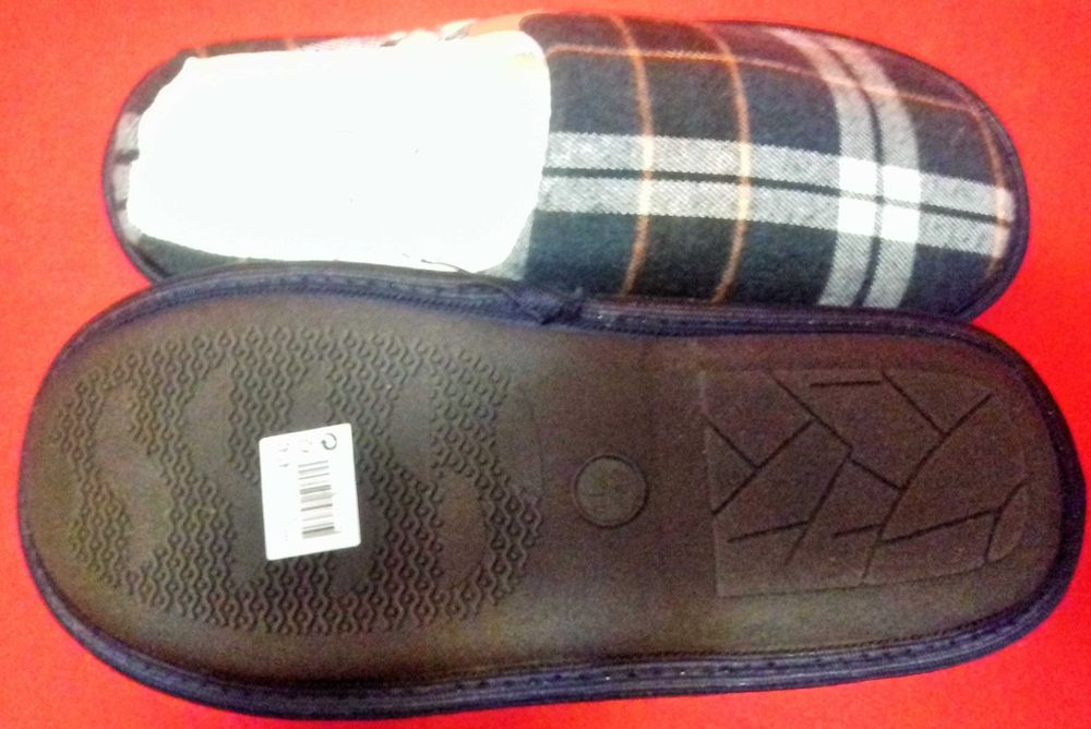 Kapcie męskie w kratę