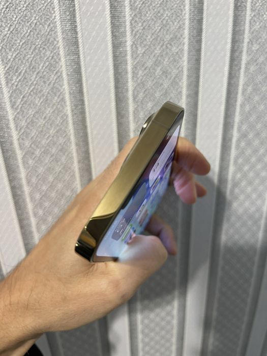 Apple iPhone 13 pro 128 gb. Неверлок, акб 90%