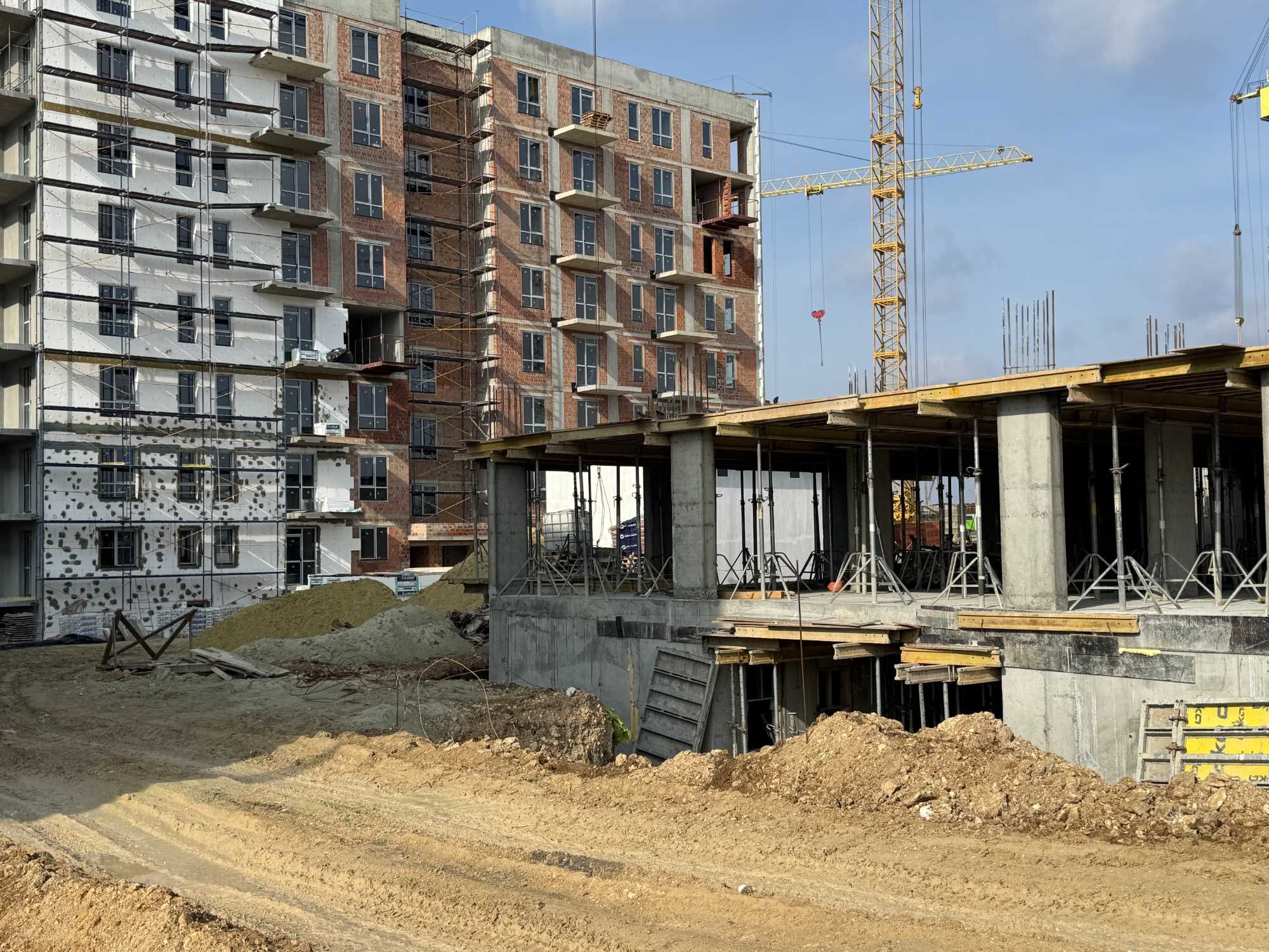 Продаж(Єоселя) 1-кімнатної квартири 38 м2 Пустомити (9км.від Львова)