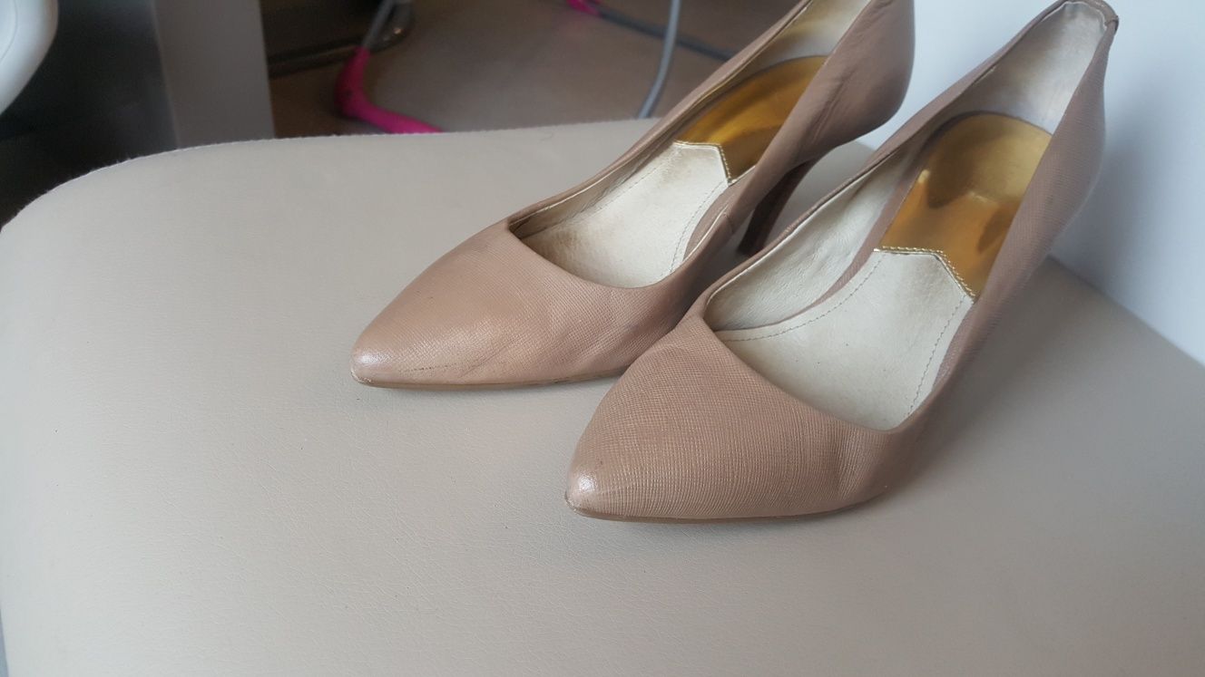 Michael Kors oryginalne czolenka szpilki 36/37 beżowe skora skórzane