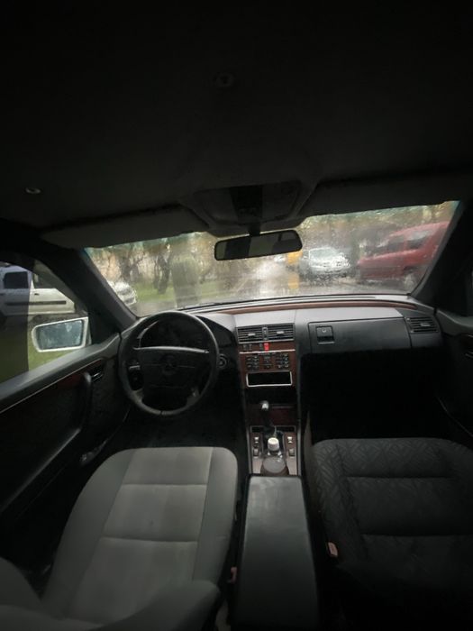 Mersedes e202, dizel