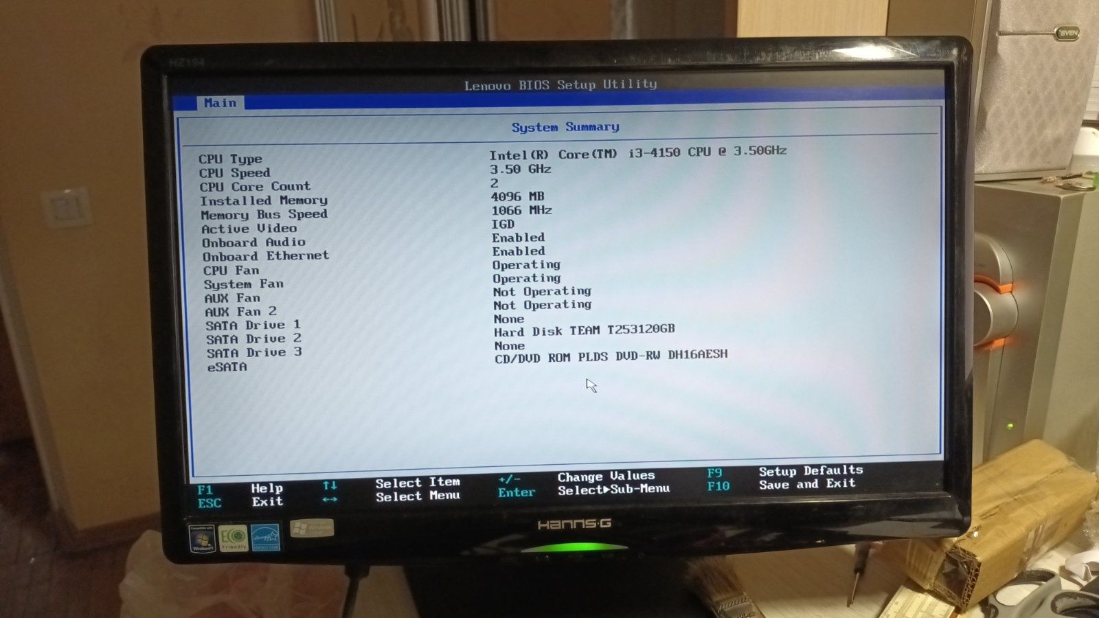 В комплекті ПК Lenovo ThinkCentre M83 SFF (Intel Core i3-4150, 8/120)