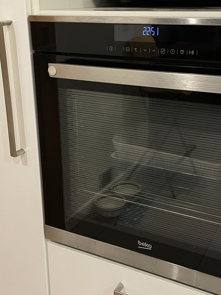 Piekarnik BEKO BVR35500XMS