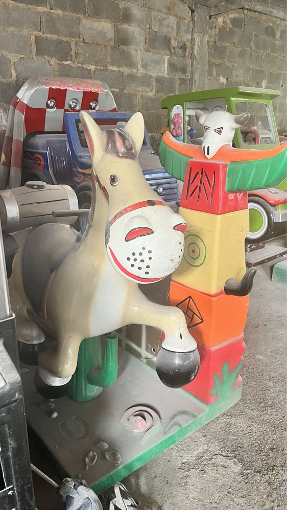 Burrinho Tequila Kiddie Ride - USADO