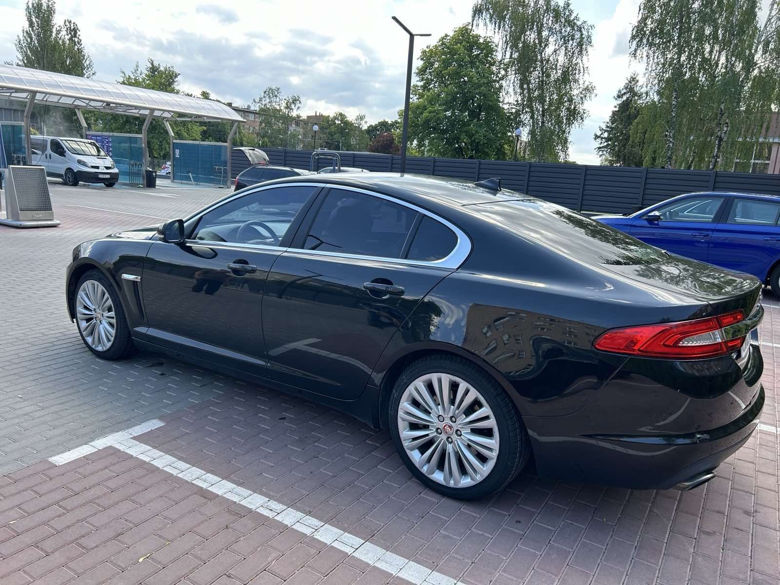 Продам Jaguar XF