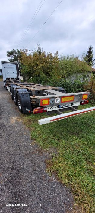 Sprzedam naczepę pod kontenerową Schmitz 2014 r rozciągany przód i tył