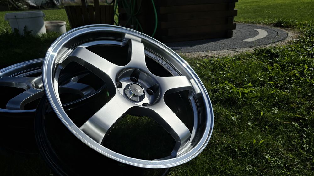 Felgi R17 5x100 Advan Racing TC3 JR3 TE37 Subaru Toyota