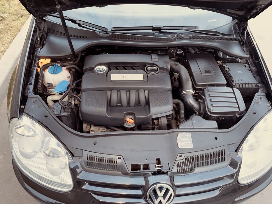 Golf 5. 1.6 MPI. 2006