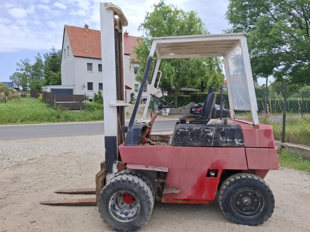Wózek widłowy Linde H25D na bliźniakach