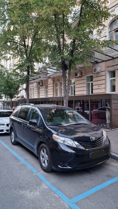 Міжміські перевезення.Трансфер індивідуальний Мінівен 7 місць