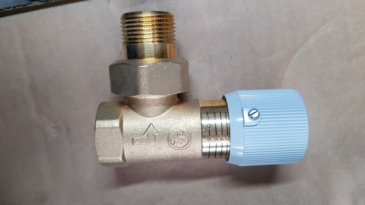 Zawór Nadmiarowo Upustowy, przebiciowy BYPASS Caleffi 3/4" Pompa ciepł