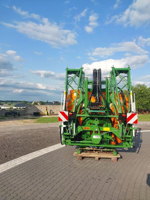 Opryskiwacz Amazone UF 1201 lance 15m rok 2009
