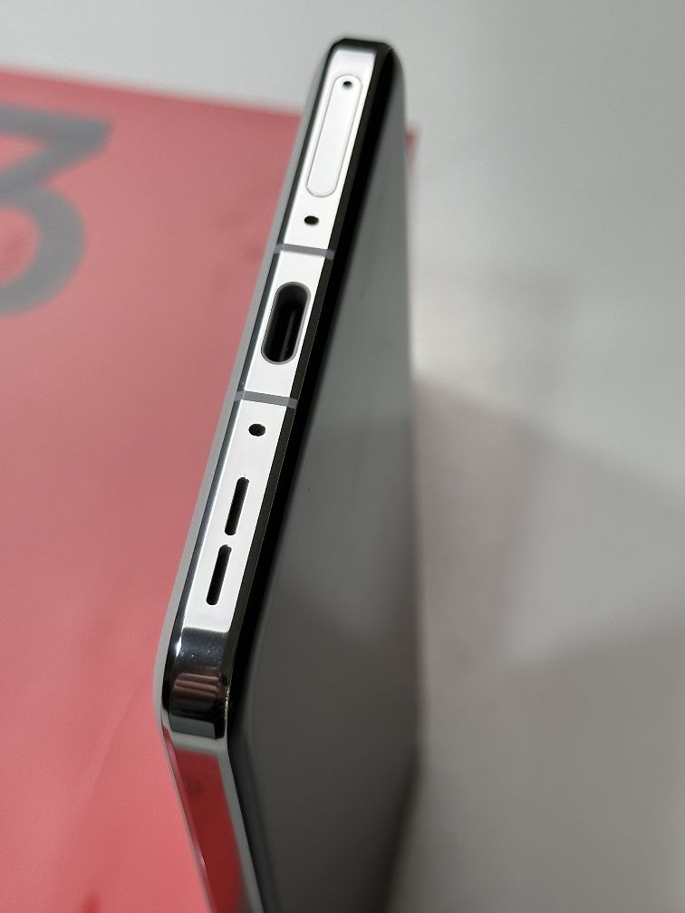 Oneplus 13 на гарантии  12/256 идеальное состояние