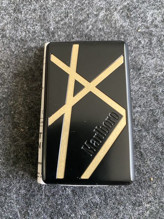 Nowe żarowe orginalne zapalniczki Marlboro
