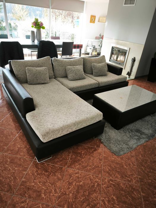Vendo sofá moderno como novo