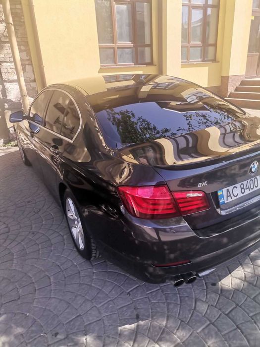 Продам БМВ F10  2.0 бензин автомат 2013р.в