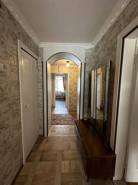 Продам 3-кімнатну квартиру по вул.Аркадія Голуба, б.1, без комісії