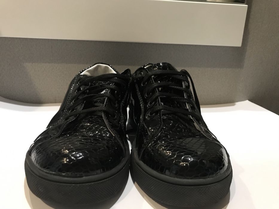 Шкільні туфлі (школьные туфли) шкіра!!! лакові з шнурівкою 32 р