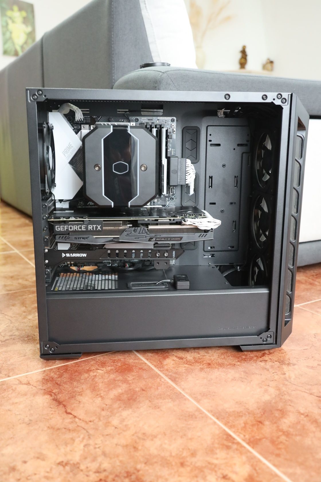 Desktop i5 9600k + RTX 2060 Super