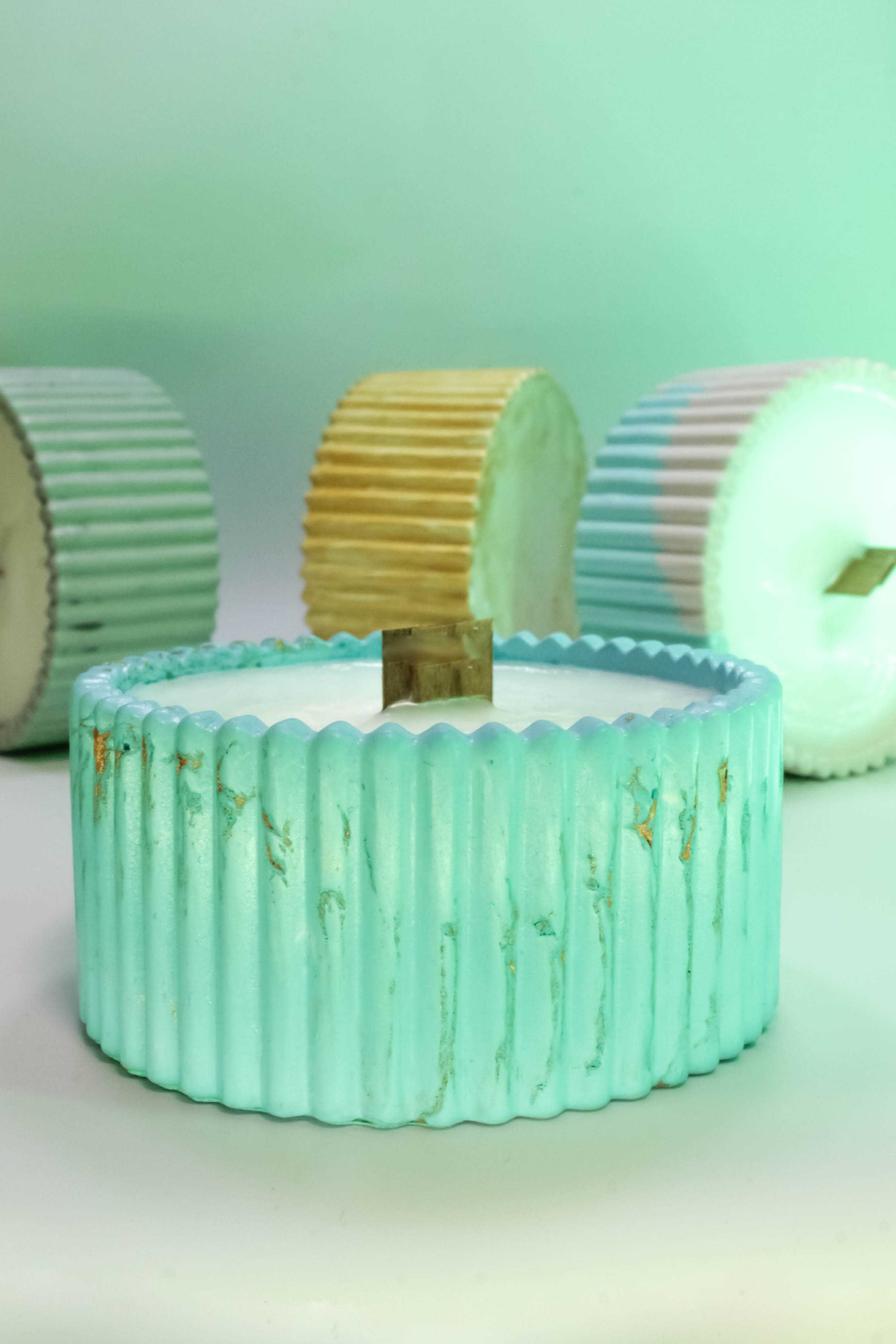 Декоративная свеча ароматическая - Coconut & Bamboo аромасвеча подарок