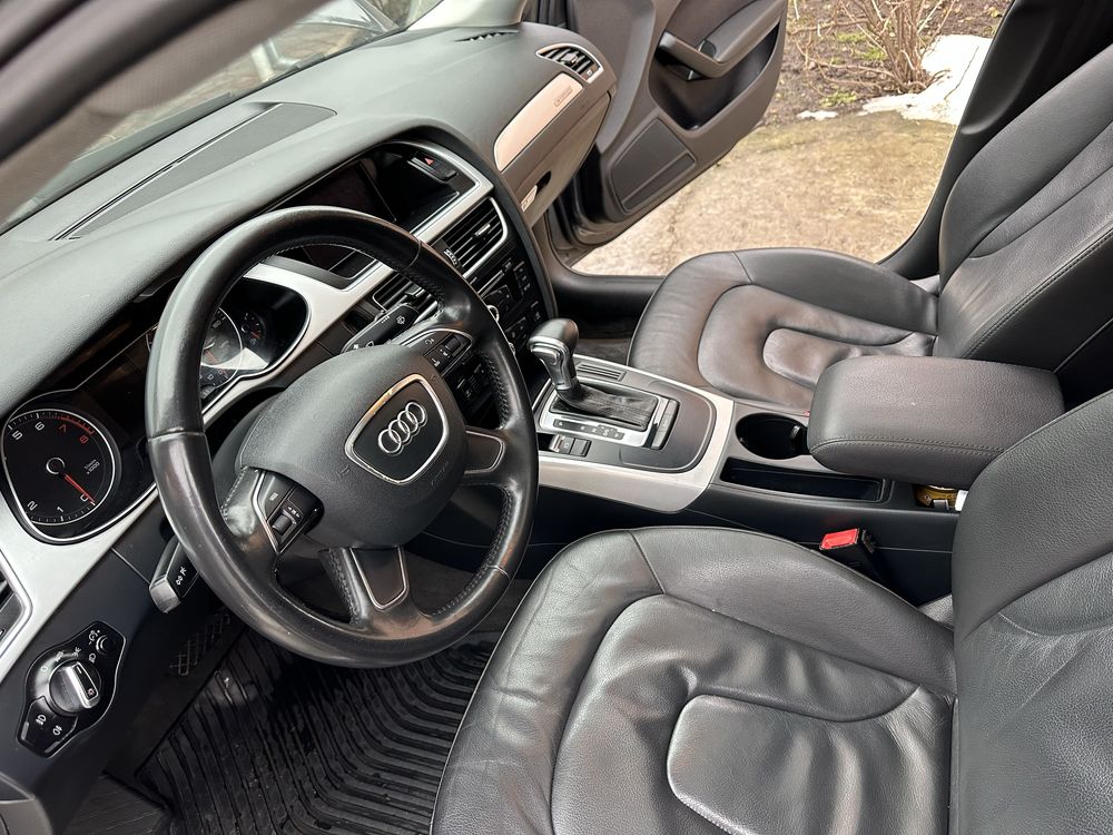 Продам Audi A4 2013