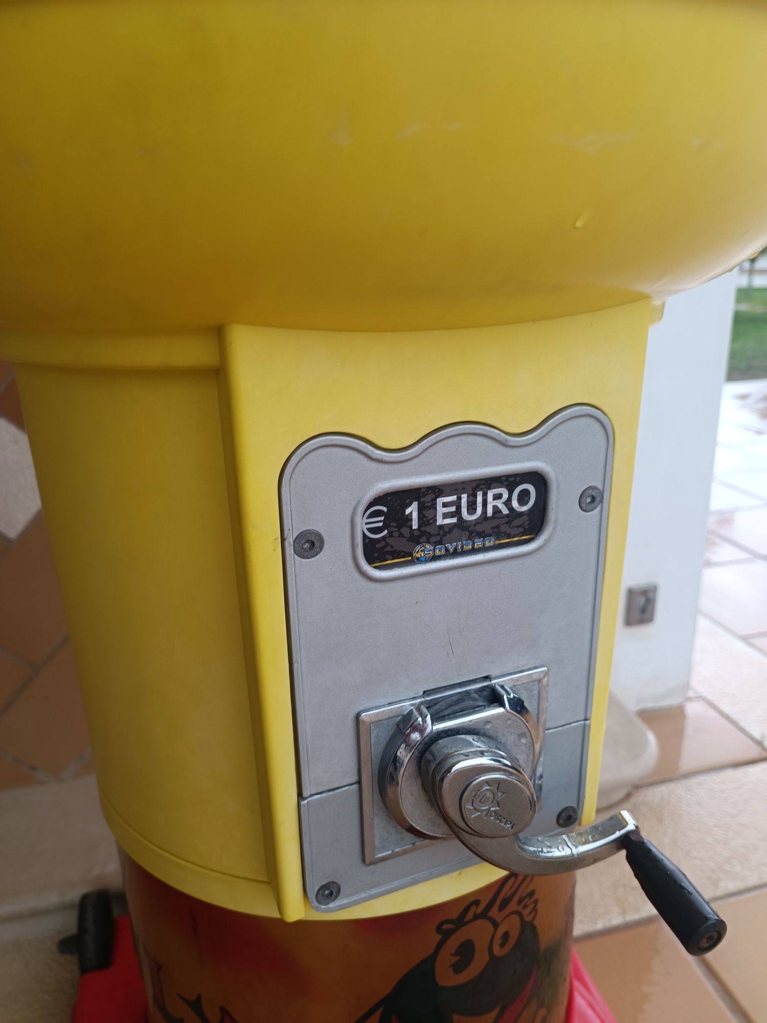Máquina de bolas de brinde