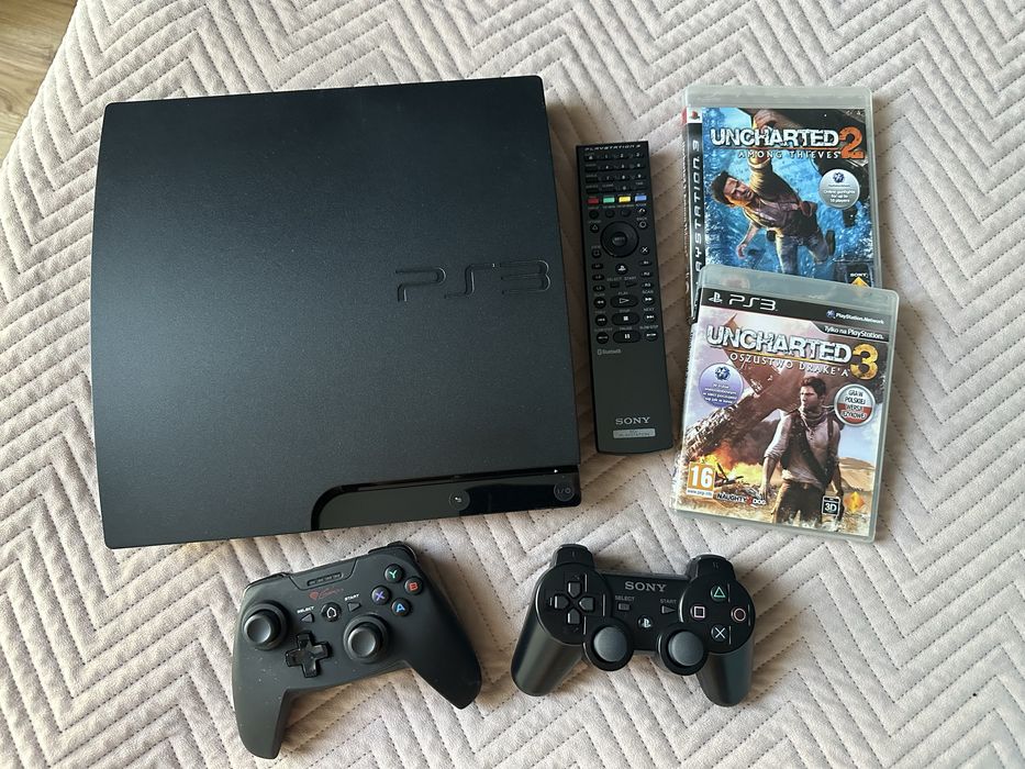 Konsola Playstation 3 z padami, grami i pilotem! Bardzo dobry stan!