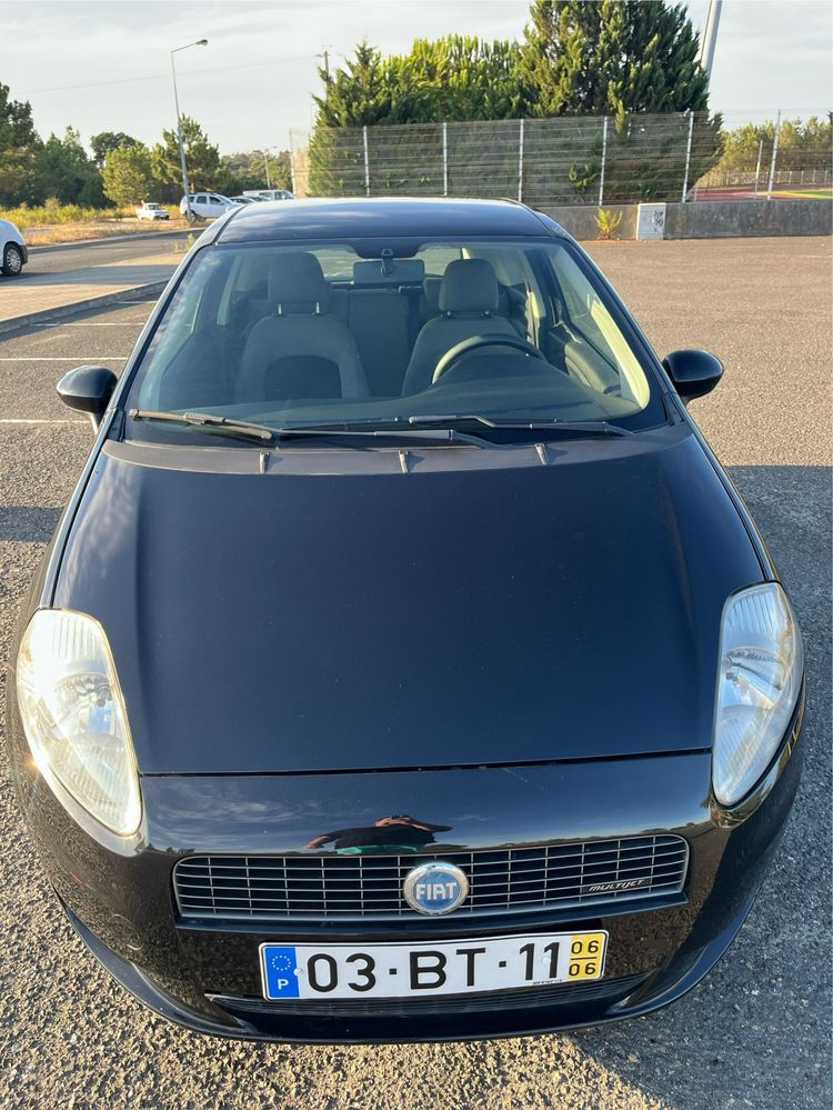 Fiat Grande Punto 5 lugares 1.3Multijet Gasoleo 2006 impecável