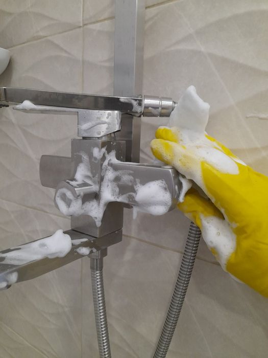 Уборка Квартир Офисов КЛИНИНГ МойкаОкон Химчистка мебели ковров Дивана