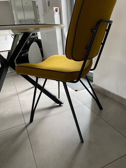 Designerski stół plus krzeszla Okazja