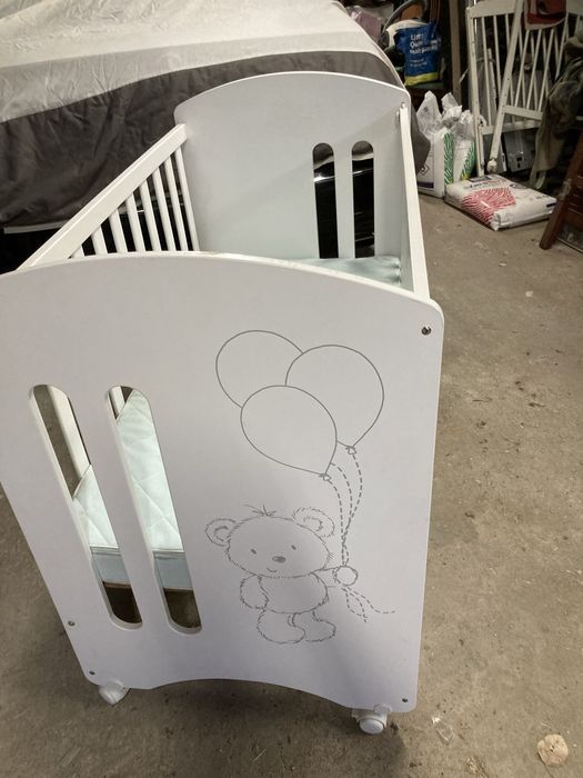 Berço ou caminha para bebé Micuna em bom estado