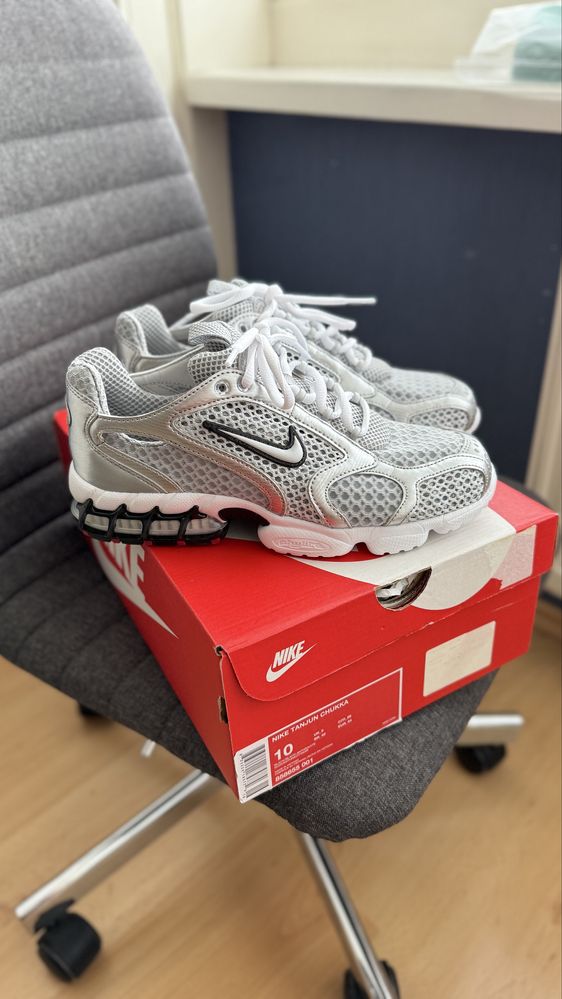 Жіночі кросівки Nike Air Zoom Spiridon Cage 2 “Metallic Silver”