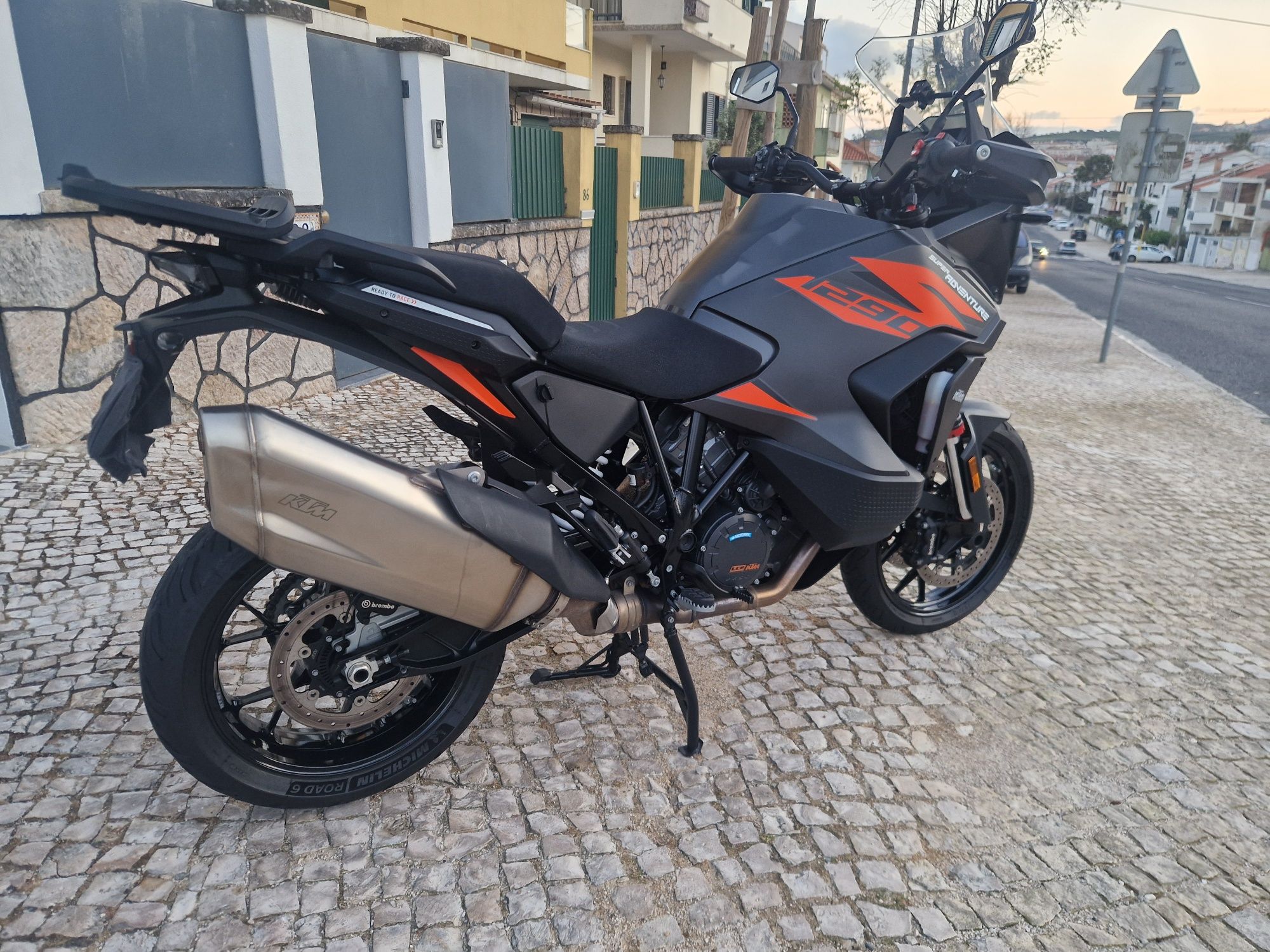 KTM 1290 super adventure s 2021 tech pack