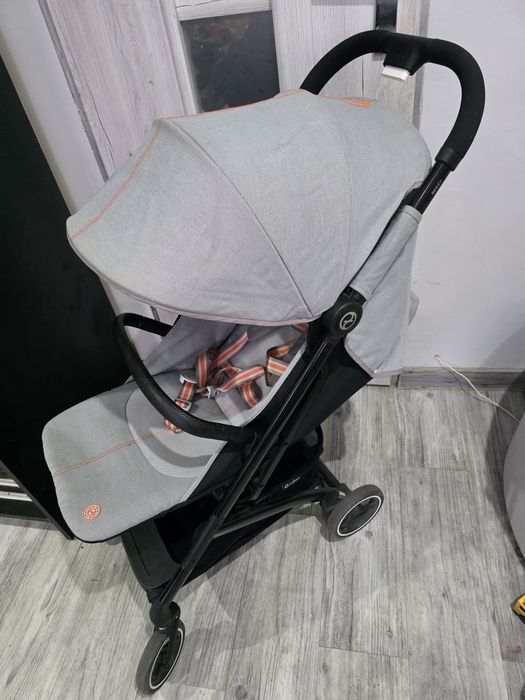 Sprzedam spacerówk cybex bezzy zakupiona 4 miesiące temu