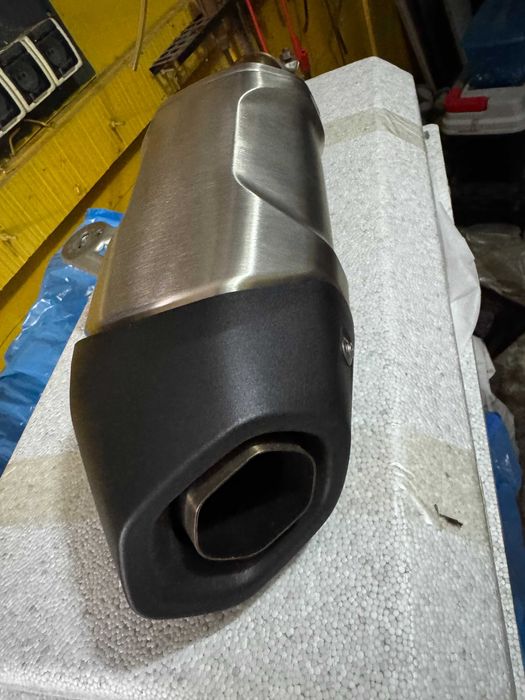 Wydech, tłumik BMW R1300 GS - oryginalny. Idealny stan