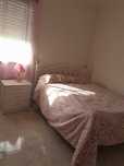 Alugo quarto a senhora com agua,luz e net incluida.