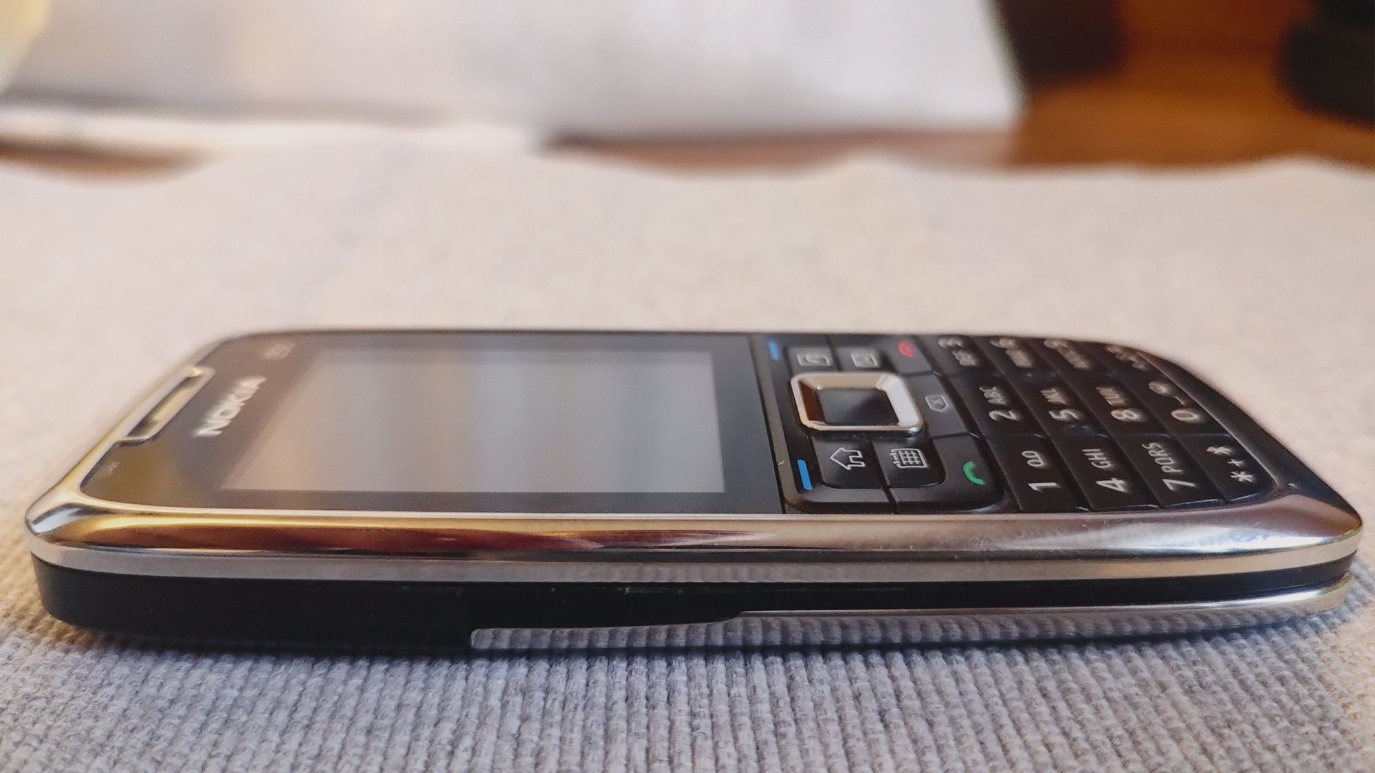 Nokia E51 Silver