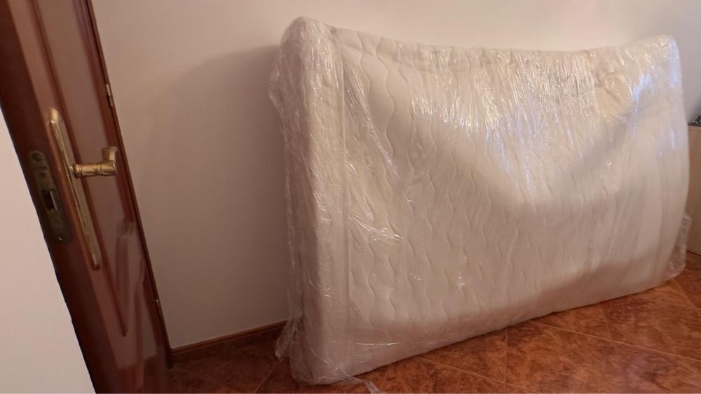 Materac 140x200 (prawie nowy)