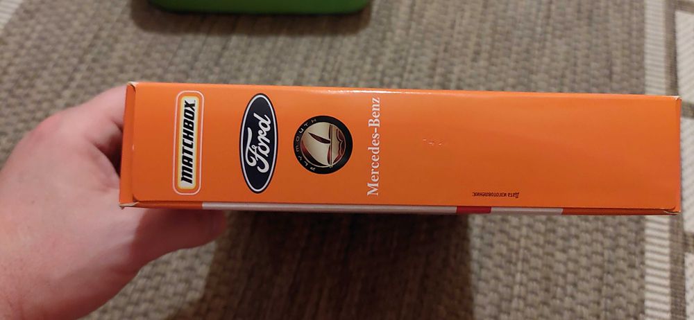 Oryginalne samochodziki Matchbox,14  modeli