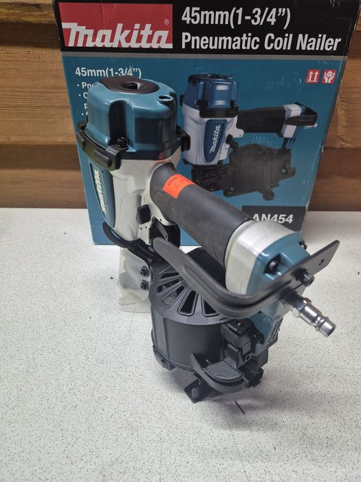 Makita Gwoździarka Pneumatyczna