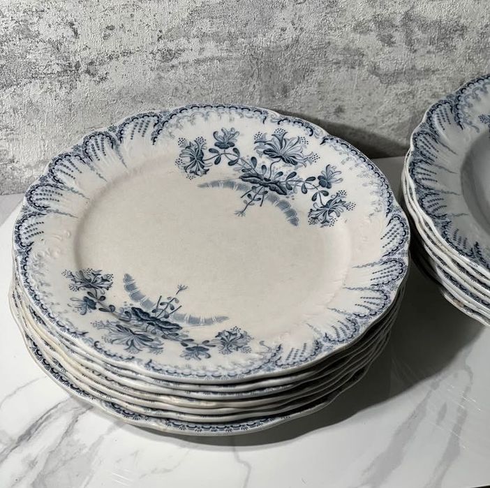 Francuska zastawa antyk, początek XX wieku osiem sztuk