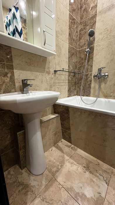 Продам 2к квартиру с новым ремонтом, Гв. Широнинцев, Сертификат AN