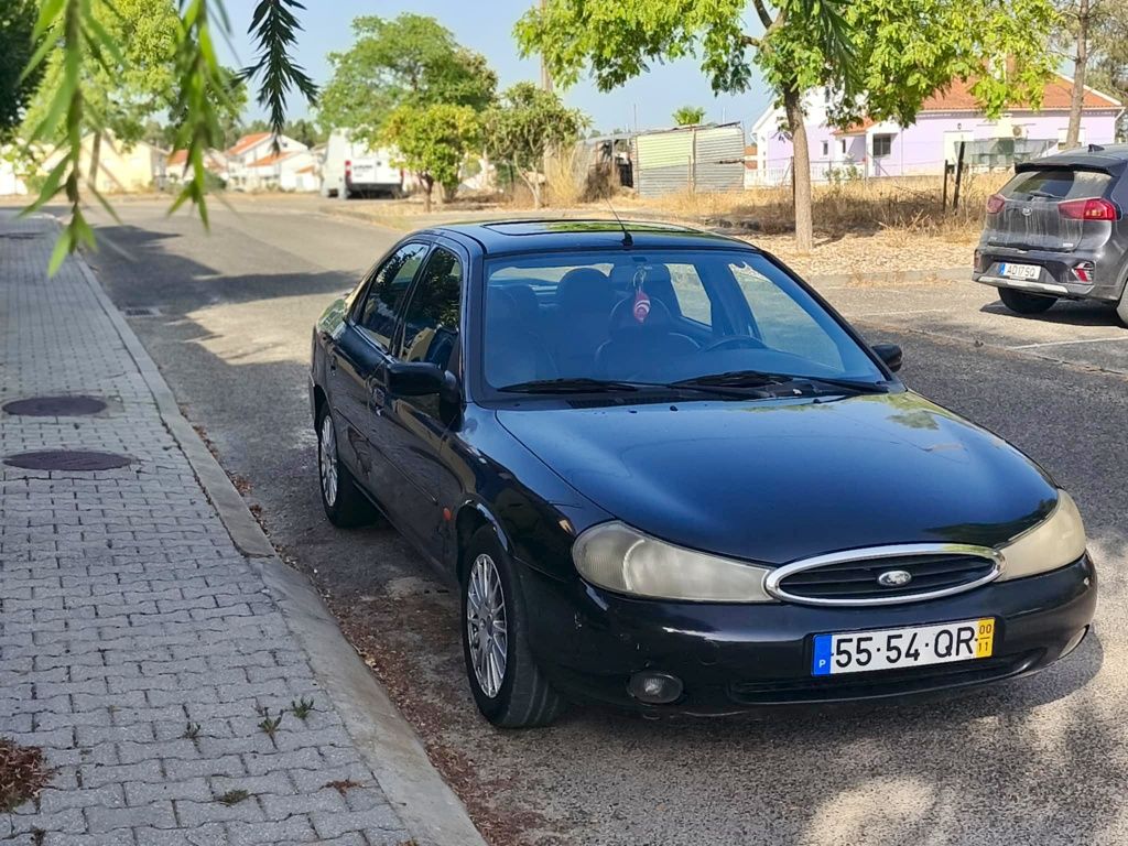 Ford Mondeo DIESEL ano 2000 como novo valor negociável
