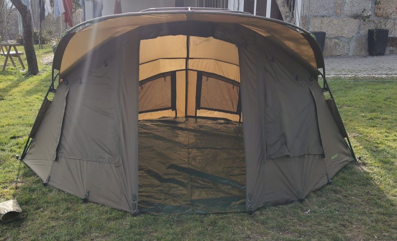 Tenda campismo Bivvy+ mais duas espreguiçadeiras